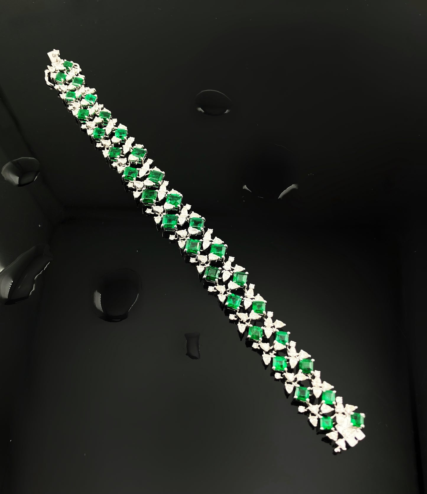 Diamonds & Emeralds Bracelet