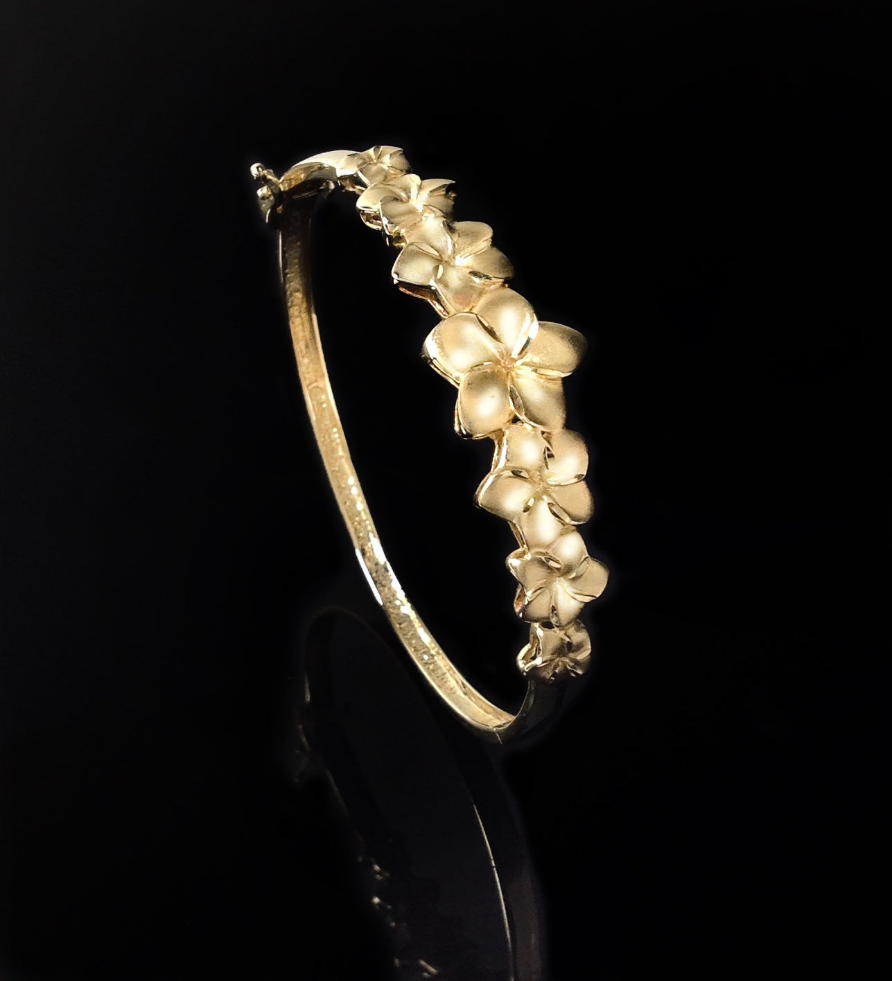 Gold Flower Bangle