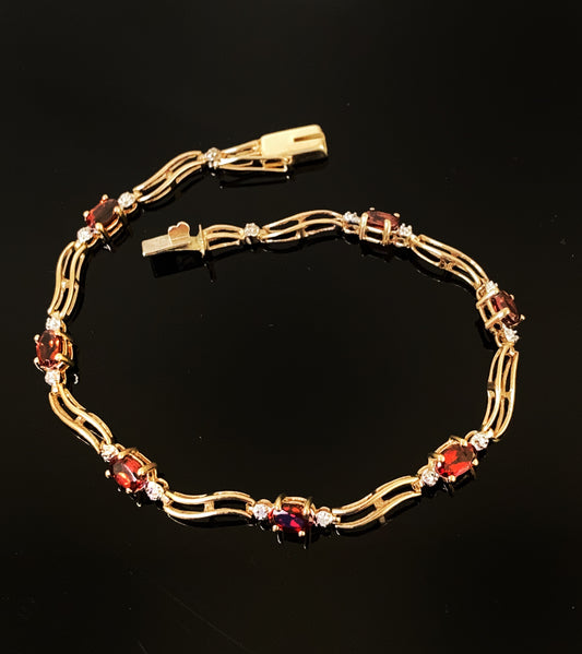 Mozambique Red Garnet Bracelet