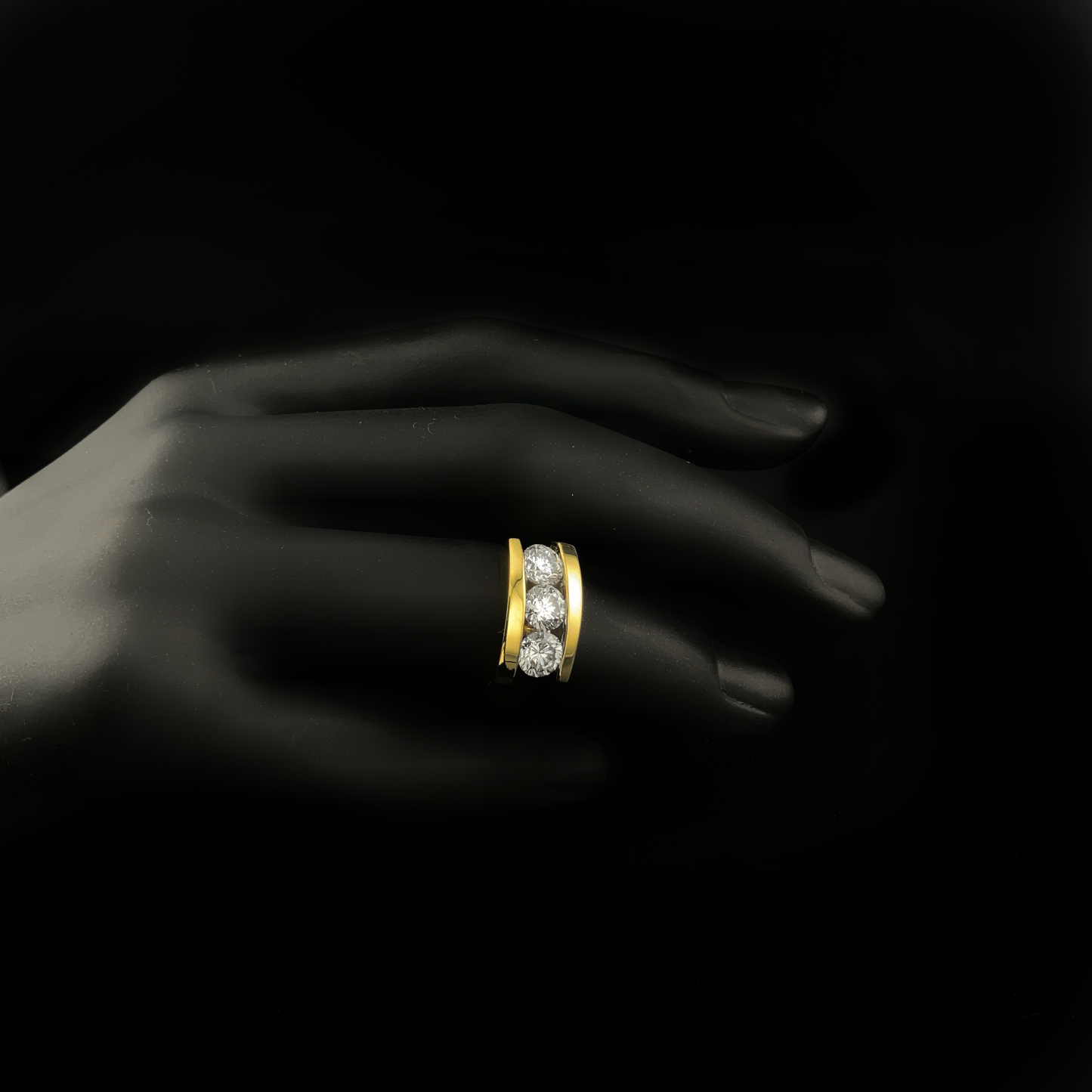 Three Diamonds Ring