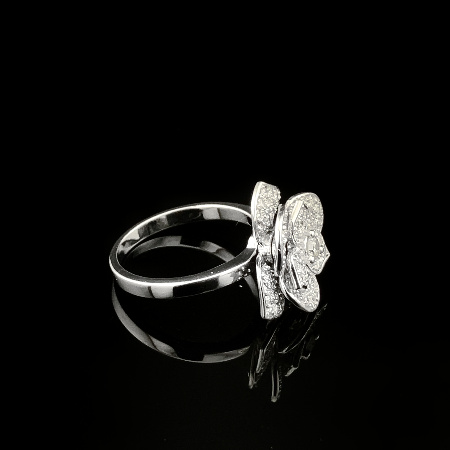 Flower Diamond Ring