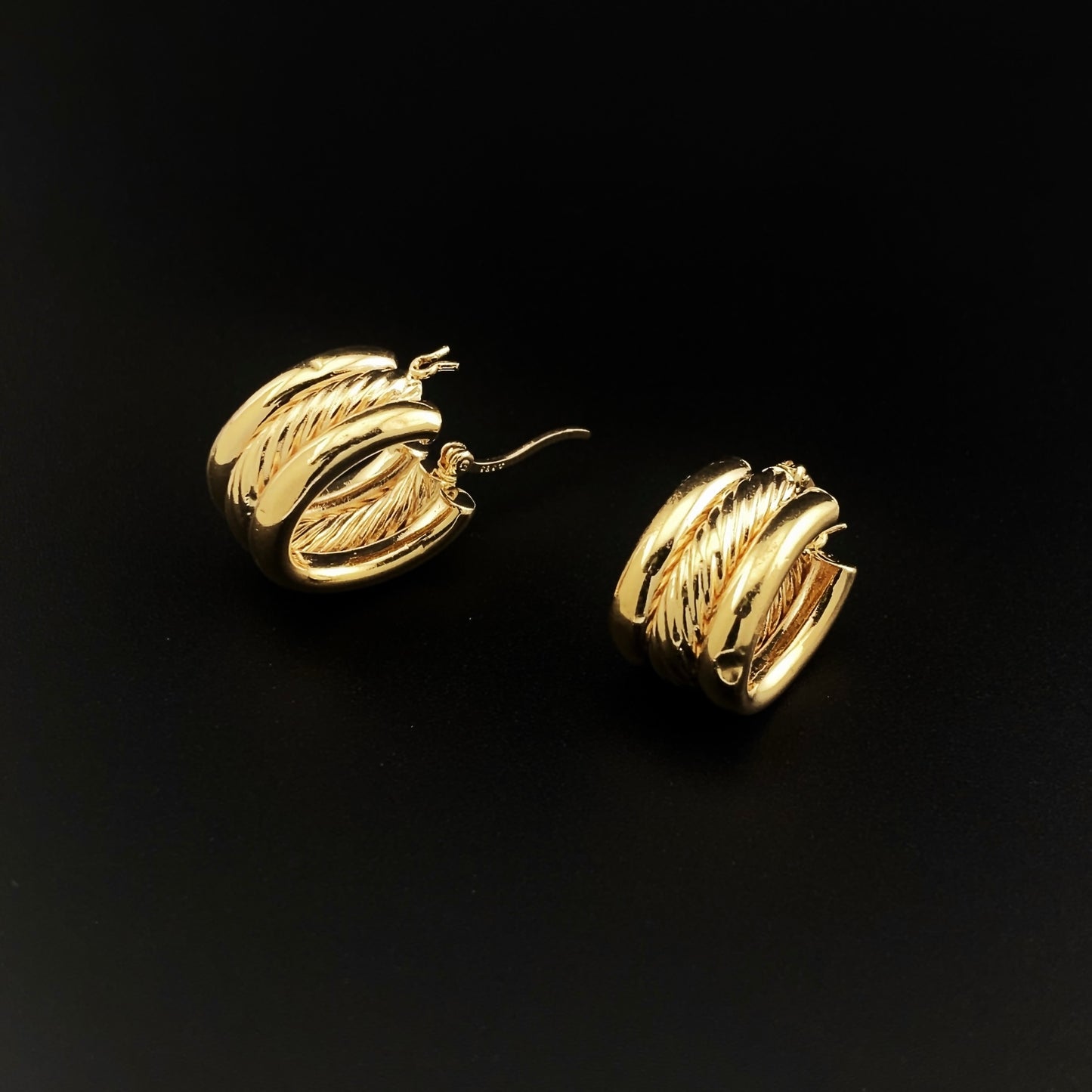 Italian Estate 14k Gold Earrings